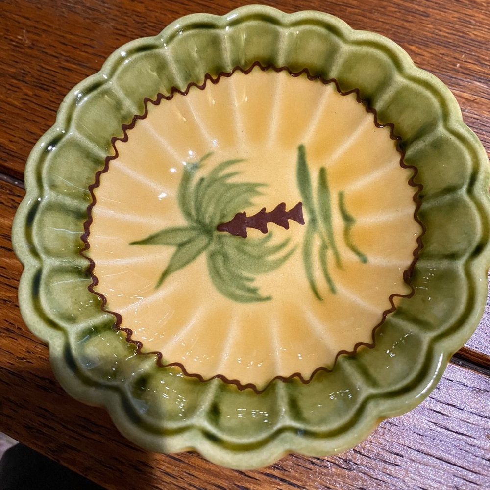 The dessert bowl is from the 1960s 
Faience Provençale du Poët-Laval.Palm TreeEC - Picture 5 of 10